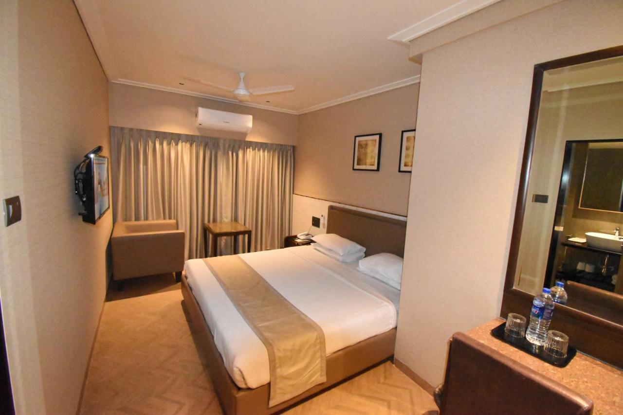 Kings International Juhu Hotell Mumbai Eksteriør bilde